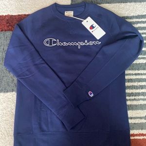 SOLD❌ NWT Champion Pullover